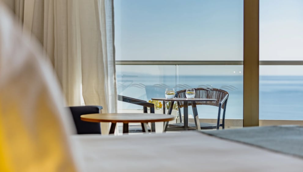 Stay At the Right Place During Your Summer 2026 Holidays